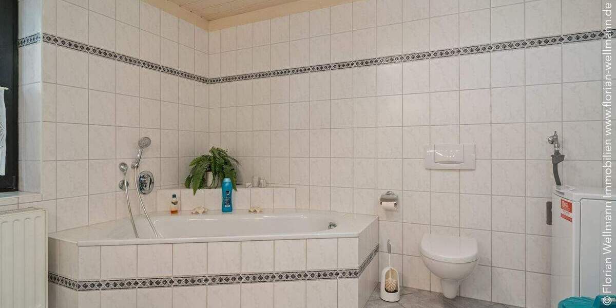 Oyten - Bassen | Gepflegtes Einfamilienhaus mit viel Platz, zwei Terrassen, großem Garten und Doppelgarage in idyllischer Ortsrandlage 7 zimmer