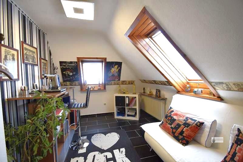 Haus mir Charakter! Garten, Garage, Pool Yaccuzzi, TOP Einrichtung, PV Anlage, Einfach SUPER! - Einfamilienhaus Syke Syke | Angebot:26737396
