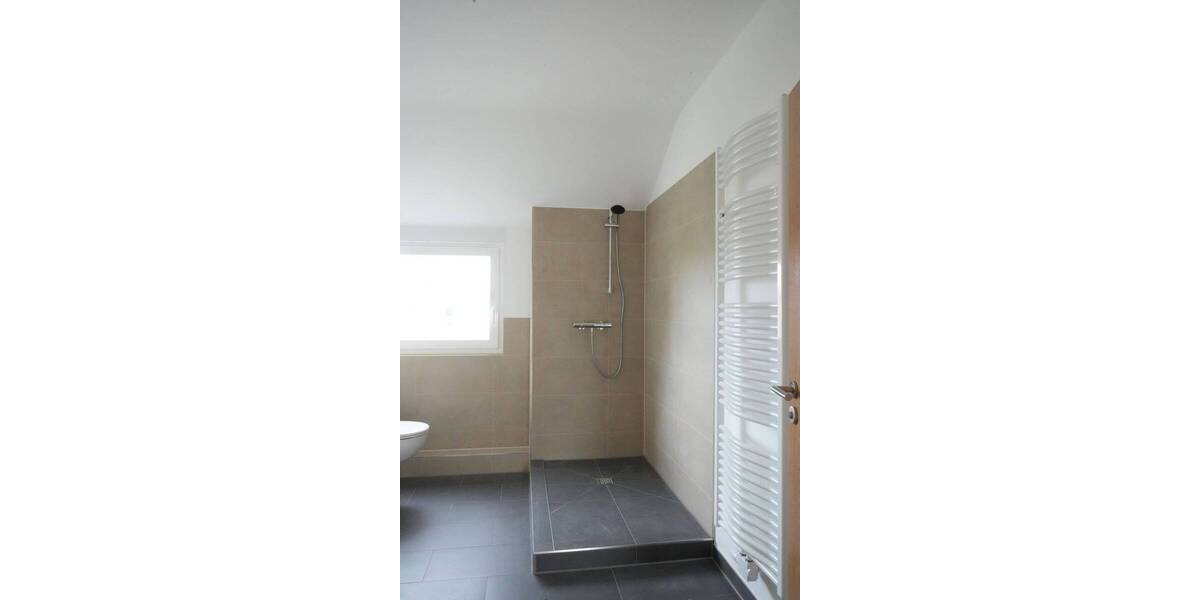 Etagenwohnung Bremen Mahndorf - 3 Zimmer, 90 m&sup2;, 985&euro; | Angebot:26887691