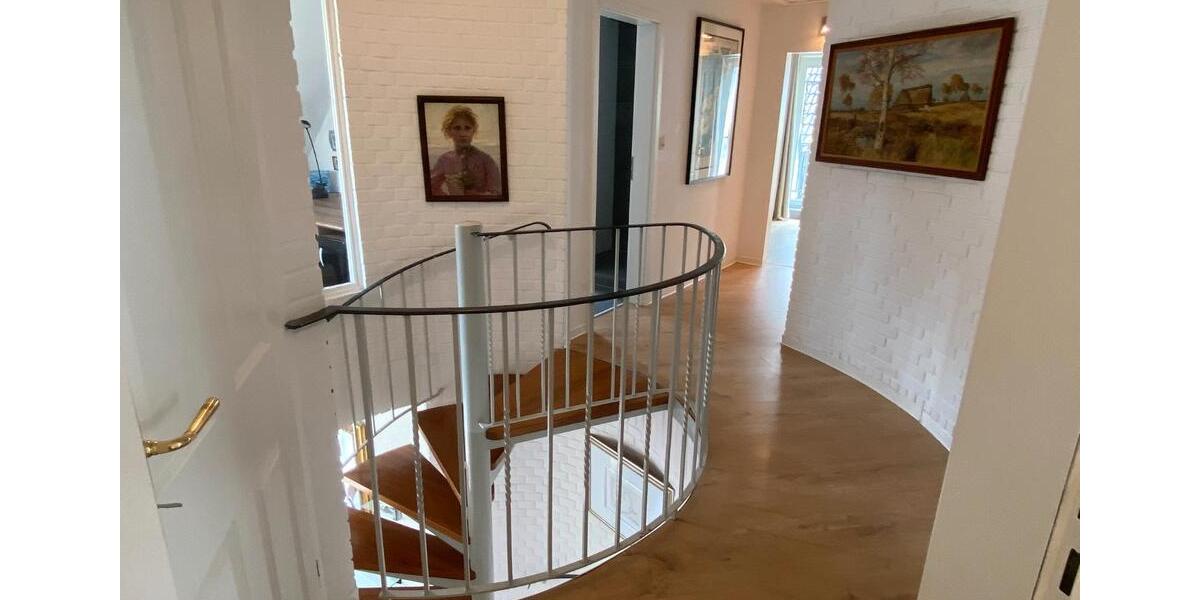 Einfamilienhaus Lilienthal - 7 Zimmer, 240 m&sup2;, 645.000&euro; | Angebot:26943898