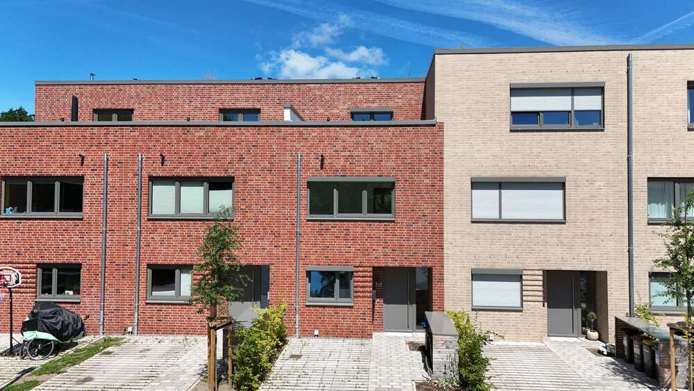 Einfamilienhaus Bremen Blumenthal - 4.5 Zimmer, 150 m&sup2;, 1.700&euro; | Angebot:27319205