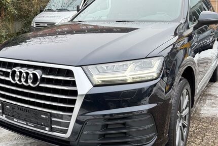 Audi Q7 173.290 km 26.900 &euro; Bremen 28207