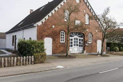 Haus Bremen / Rekum Rekum - 5 Zimmer, 284 m&sup2;, 349.000&euro; | Angebot:26028941