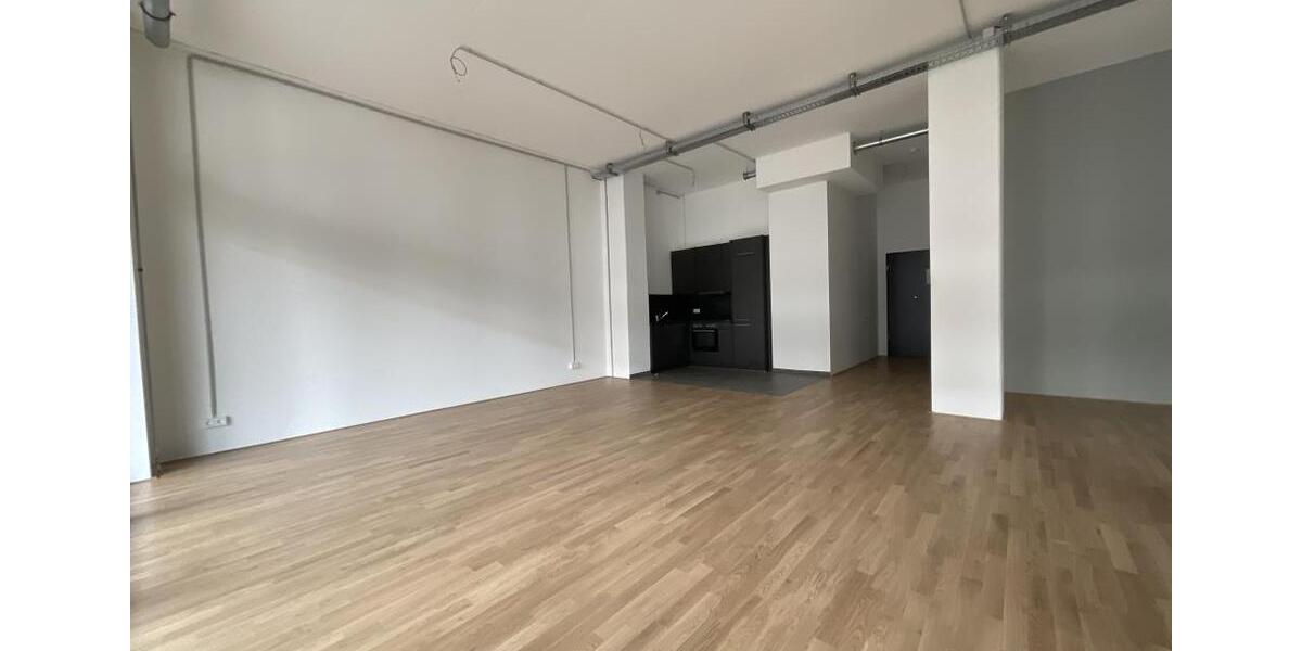 Erdgeschoßwohnung Bremen Häfen - 2 Zimmer, 108 m&sup2;, 1.289&euro; | Angebot:19746128