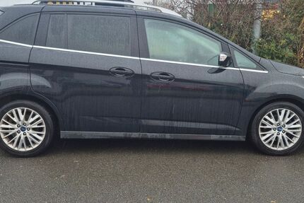 Ford Grand C-Max 150.000 km 8.999 &euro; Achim 28832