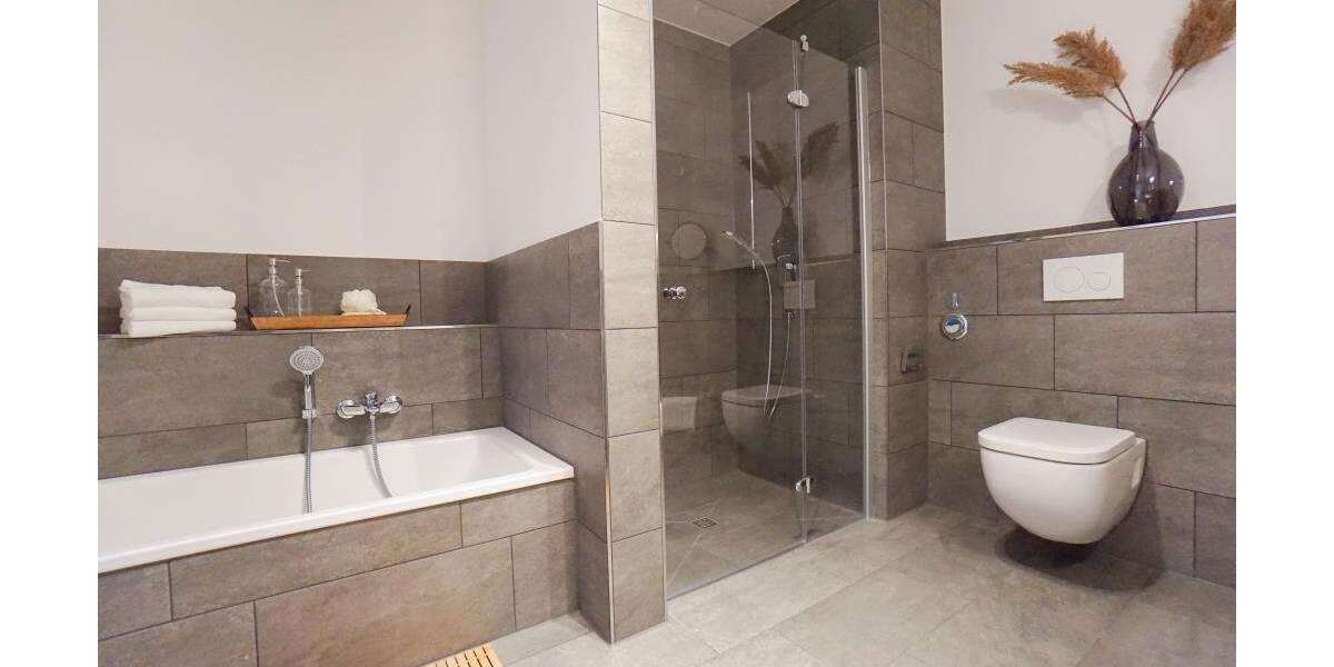 Etagenwohnung Bremen Woltmershausen - 1 Zimmer, 101 m&sup2;, 1.189&euro; | Angebot:23730755