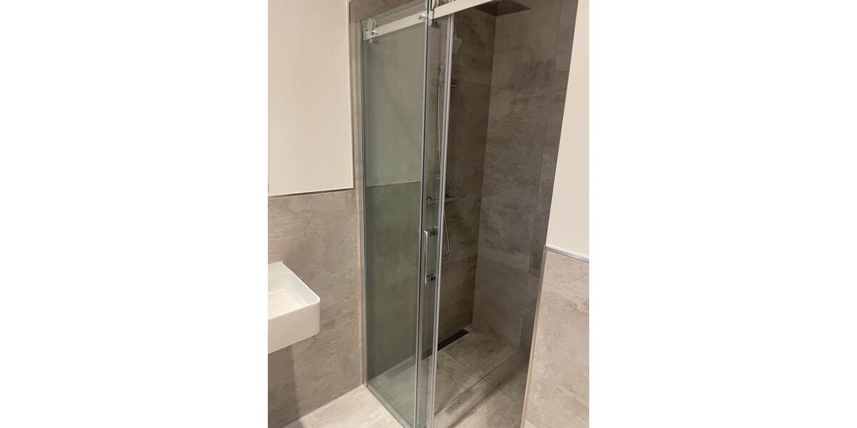 Penthouse Wohnung zu vermieten (warm) ab 01.02.2026 3 zimmer