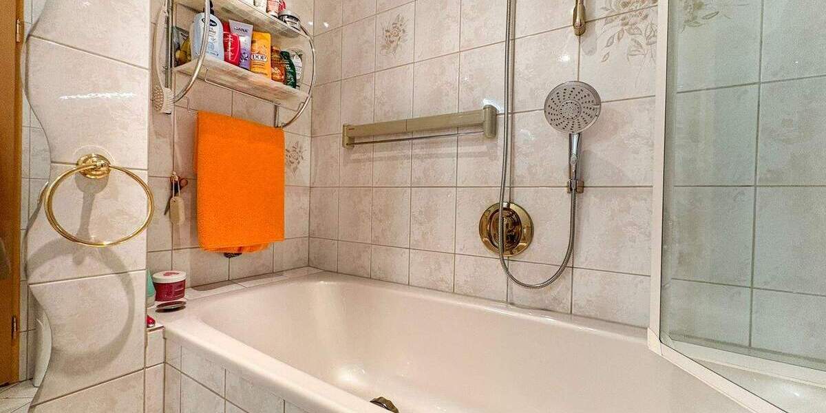 Etagenwohnung Bremen Mahndorf - 4 Zimmer, 96 m&sup2;, 230.000&euro; | Angebot:25696460