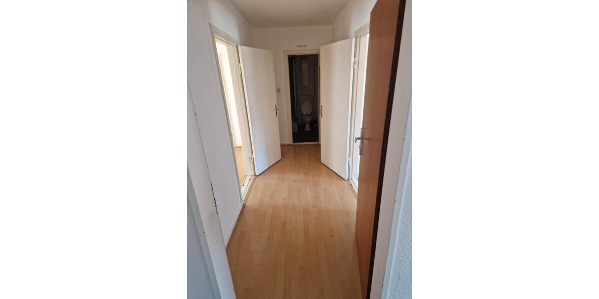Dachgeschoßwohnung Bremen Findorff - 2.5 Zimmer, 52 m&sup2;, 155.000&euro; | Angebot:27190921