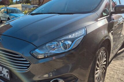 Ford S-Max 188.500 km 8.800 &euro; Achim 28832