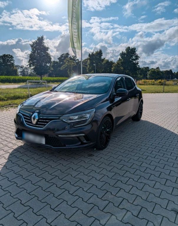 Renault Megane 127.000 km 10.500 € Hatten 26209