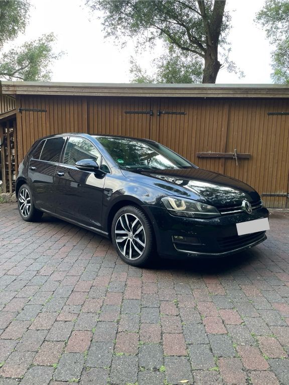 VW Golf 147.720 km 7.800 € Bremen 28197