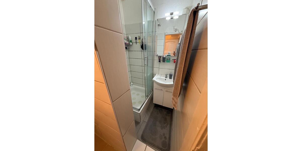 Reihenhaus Bremen Häfen - 10 Zimmer, 168 m&sup2;, 385.000&euro; | Angebot:27160946
