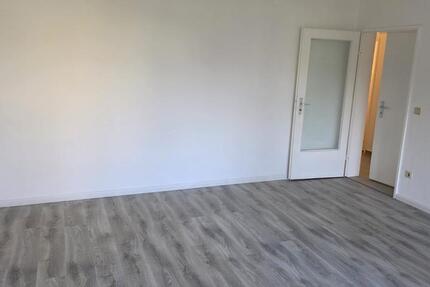 Wohnung Bremen Häfen - 3 Zimmer, 92 m&sup2;, 830&euro; | Angebot:26251818