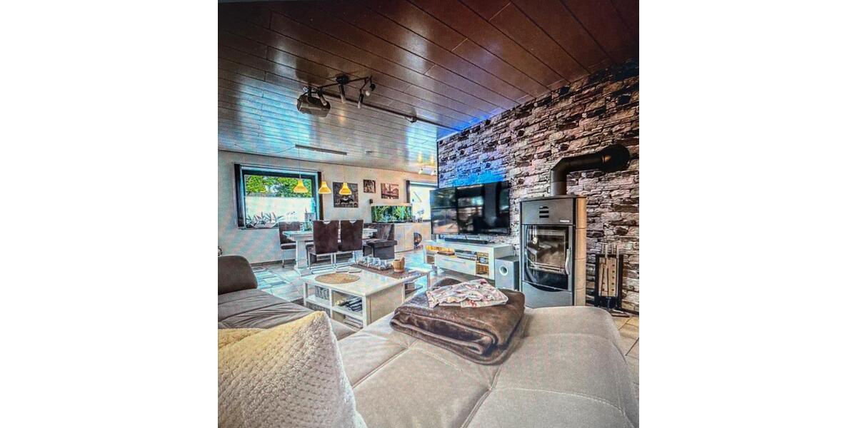 Einfamilienhaus Hambergen - 8 Zimmer, 230 m&sup2;, 359.000&euro; | Angebot:26236838