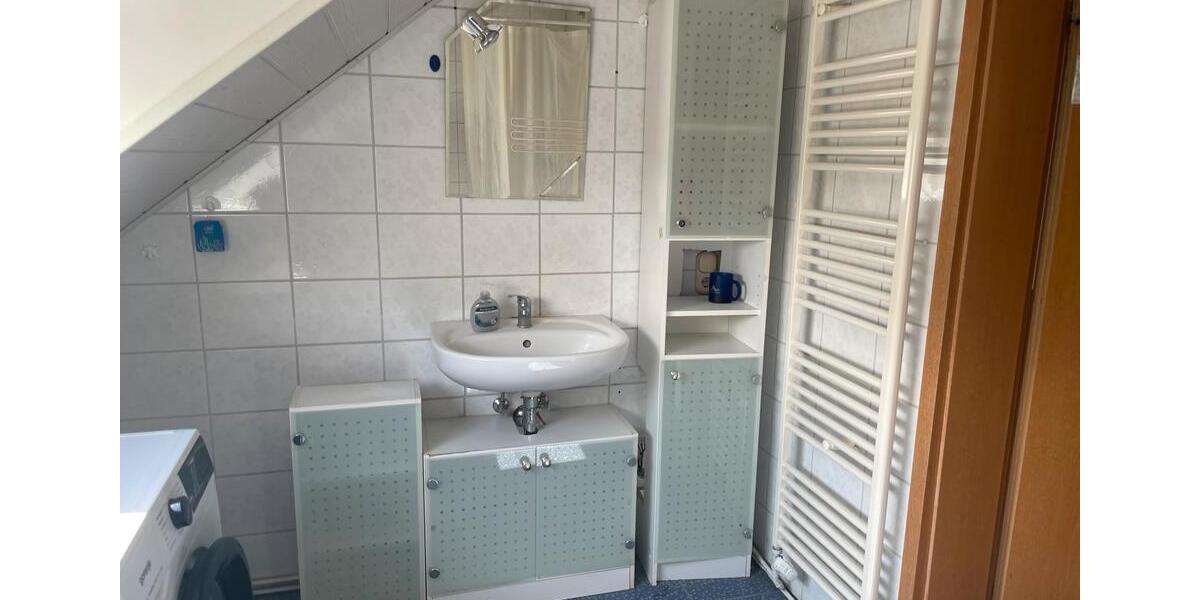 Dachgeschoßwohnung Delmenhorst Deichhorst - 1 Zimmer, 40 m&sup2;, 490&euro; | Angebot:25698835