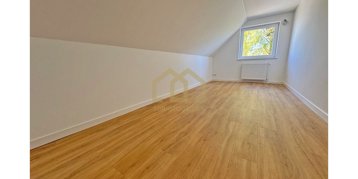 Saniertes Endhaus mit großem Garten, Kamin, Garage und moderner Ausstattung - Reihenendhaus Bremen Blumenthal | Angebot:26635062