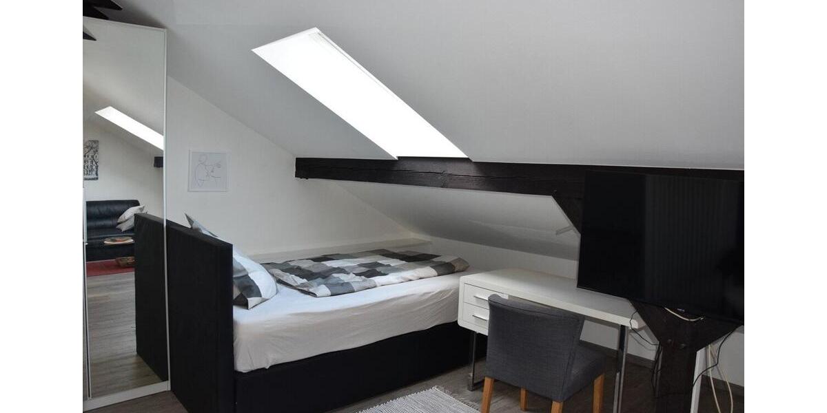 Dachgeschoßwohnung Bremen - 1 Zimmer, 40 m&sup2;, 600&euro; | Angebot:26476162