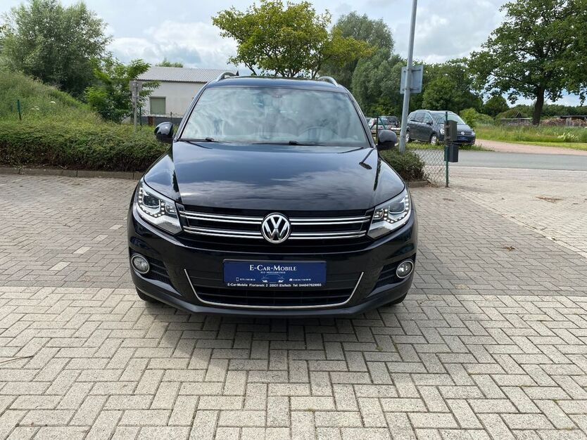 VW Tiguan 150.361 km 16.590 € Elsfleth 26931