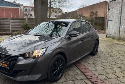 Peugeot 208 26.000 km 11.950 € Bremen 28329