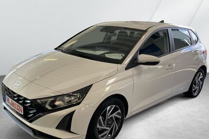 Hyundai i20 3.317 km 17.990 &euro; Bremen 28757