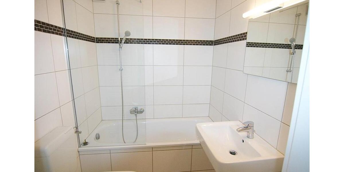 Etagenwohnung Bremen Östliche Vorstadt - 2 Zimmer, 67 m&sup2;, 870&euro; | Angebot:26648626
