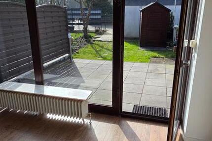 Haus Stuhr - 4 Zimmer, 110 m&sup2;, 315.000&euro; | Angebot:25395452