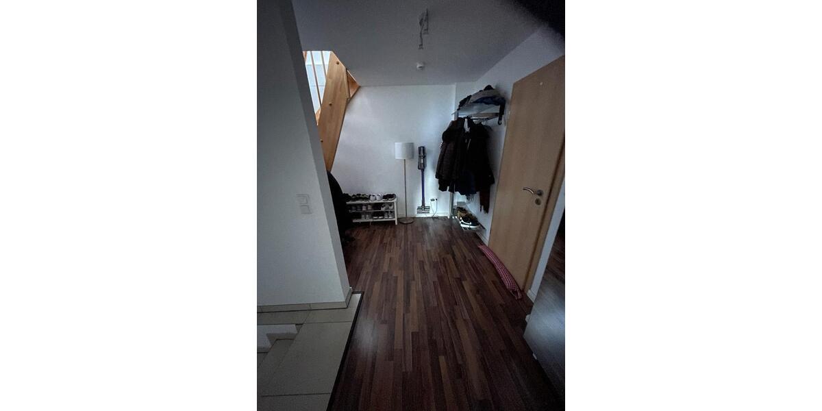 Dachgeschoßwohnung Weyhe - 3.5 Zimmer, 92 m&sup2;, 245.000&euro; | Angebot:25267899