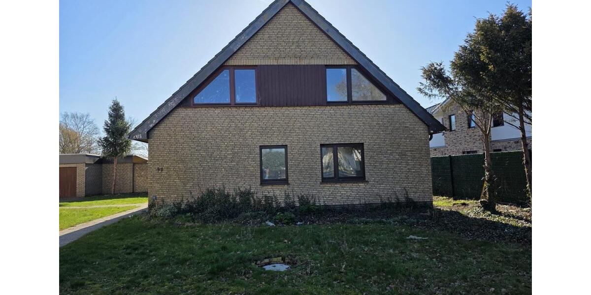 Einfamilienhaus Stuhr - 7 Zimmer, 200 m&sup2;, 1.500&euro; | Angebot:25882466