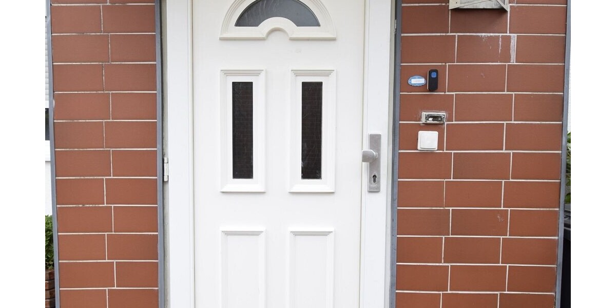 Großes modernisiertes EFH + EBK + Wintergarten + 3 Bäder mit 2 Stellplätzen vor dem Haus - Doppelhaushälfte Syke / Siedlung Gessel Gessel | Angebot:24213112