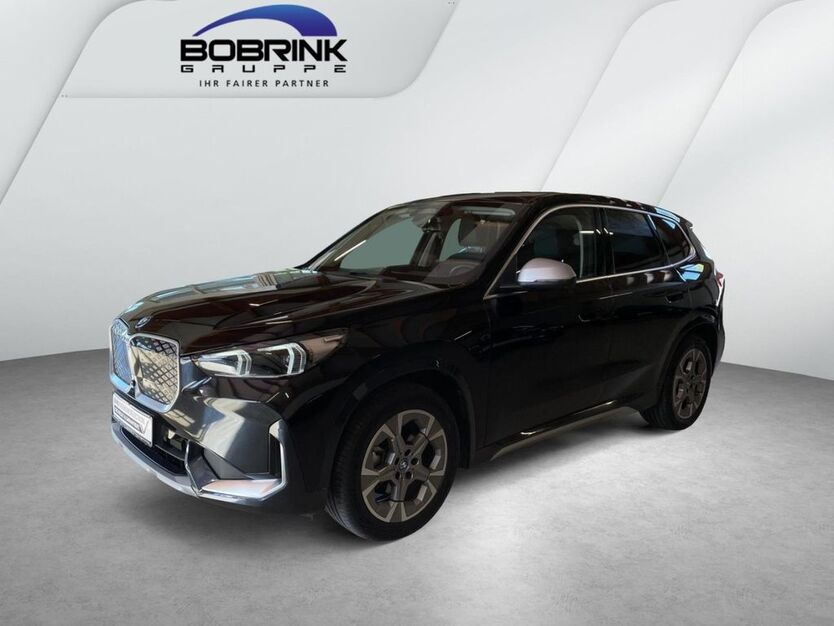 BMW iX1 30.973 km 41.900 € Bremen 28757