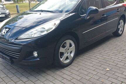Peugeot 207 162.800 km 3.450 &euro; Bremen 28309