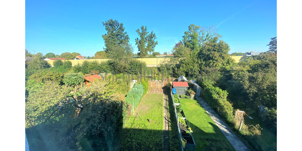 Anlage: Bremen-Osterfeuerberg: Modernisiertes Rotklinkerhaus mit Garten (137 m² Wohn-Nutzfläche) - Einfamilienhaus Bremen-Osterfeuerberg Osterfeuerberg | Angebot:26634868