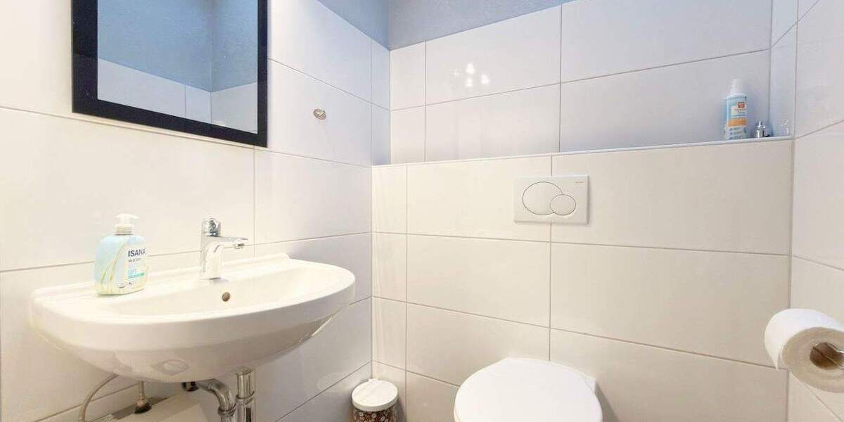 Gewerbeobjekt Bremen Kirchhuchting - 8 Zimmer, 451 m&sup2;, 389.000&euro; | Angebot:24515526