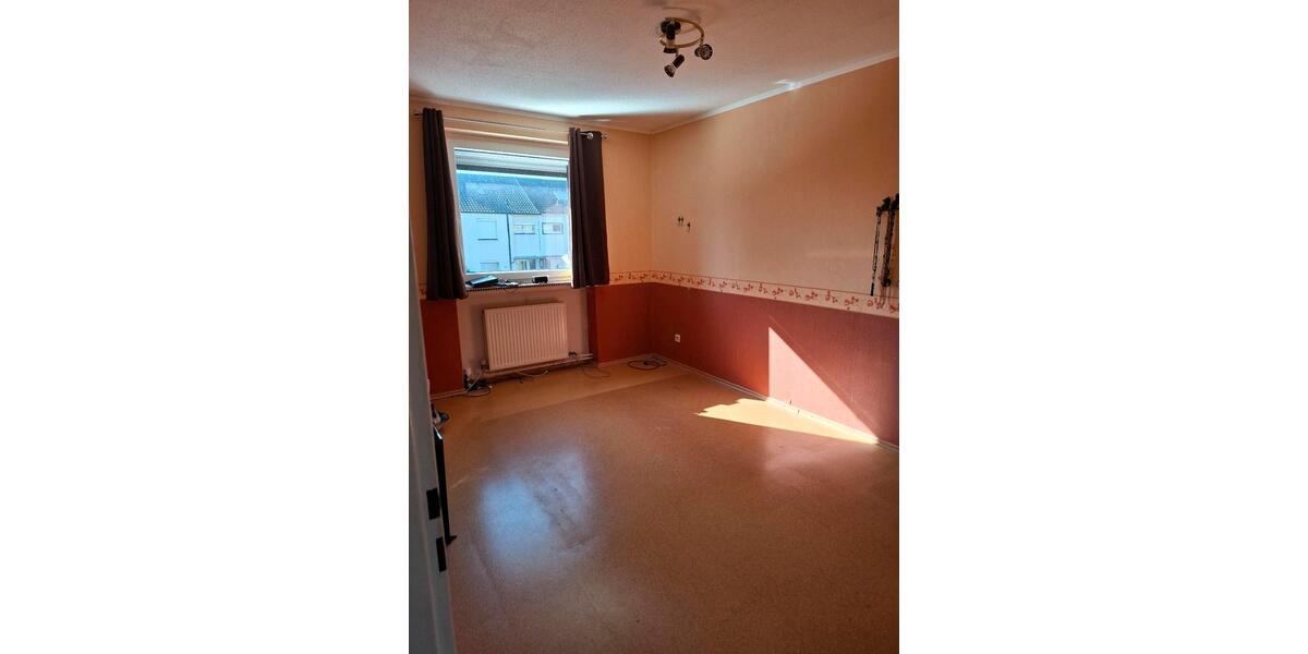 Reihenhaus Bremen Huchting - 4 Zimmer, 90 m&sup2;, 250.000&euro; | Angebot:26698301