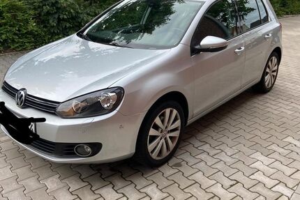 VW Golf 111.201 km 5.500 &euro; Ganderkesee 27777