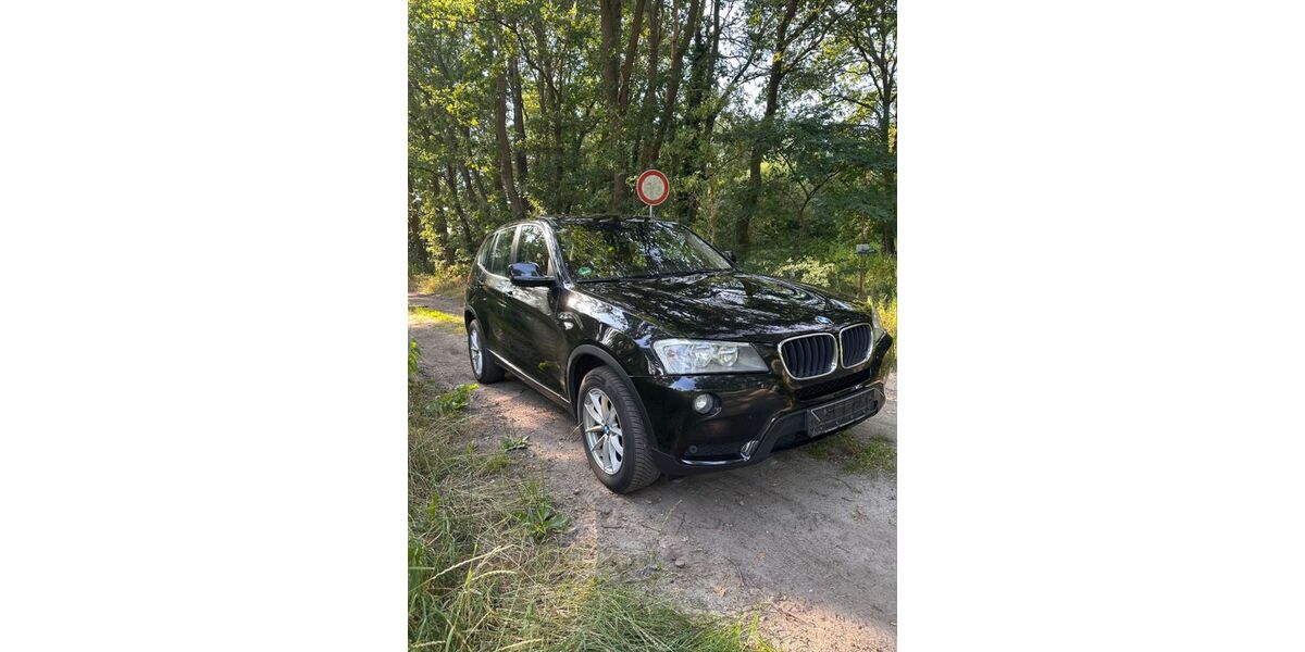BMW X3 228.000 km 11.490 &euro; Hude 27798