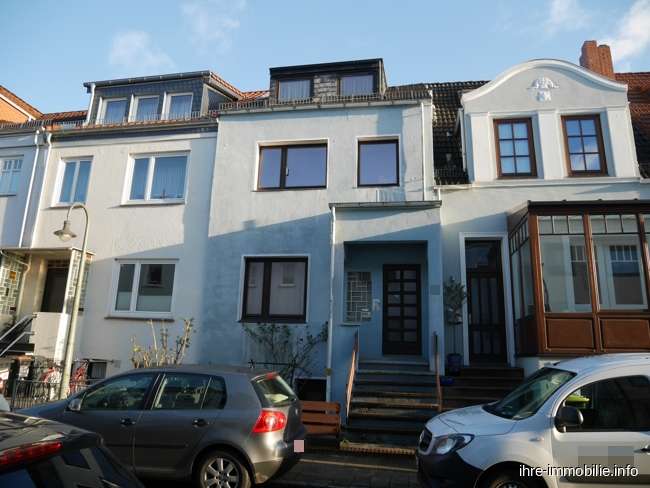 Haus zum Kaufen in Bremen 375.000 € 165 m² 8 zimmer