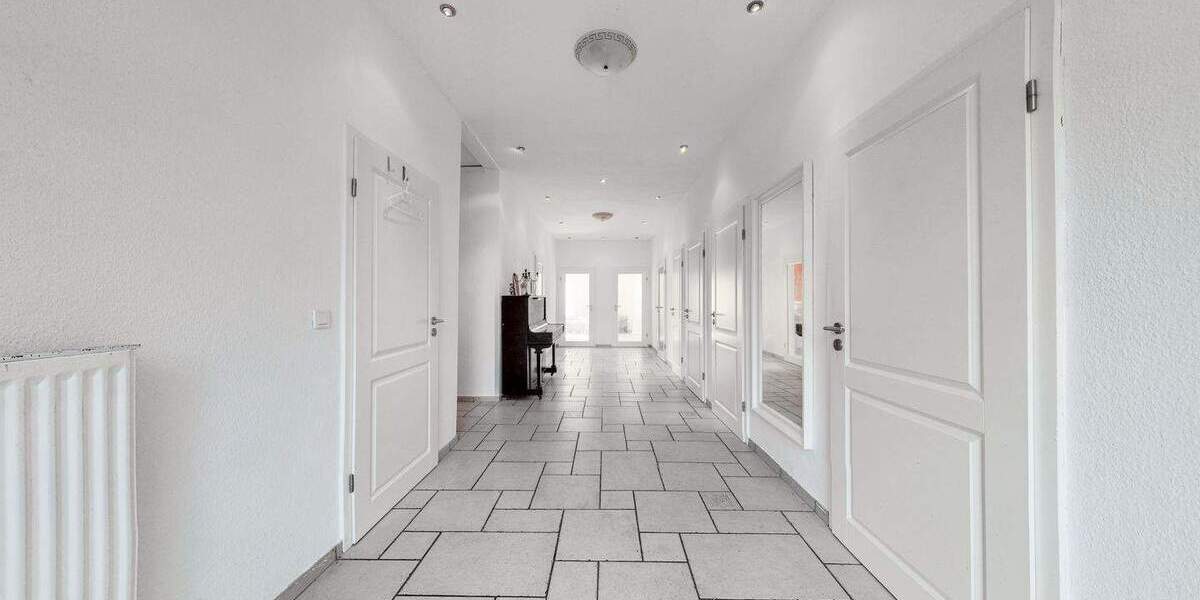 Mehrfamilienhaus, Wohnhaus Ganderkesee - 9 Zimmer, 210 m&sup2;, 399.000&euro; | Angebot:25693011