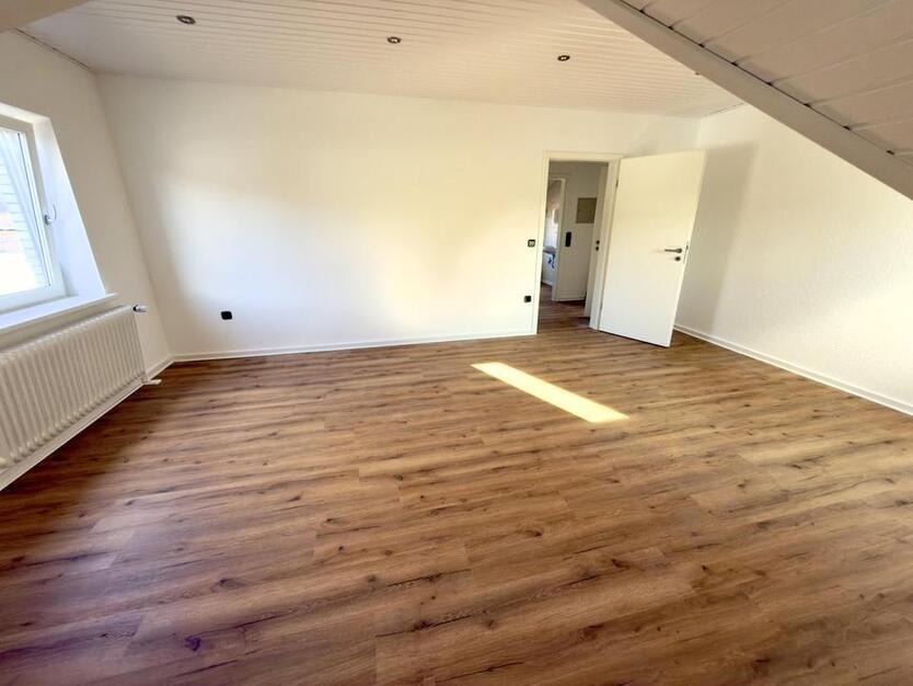 3 Zimmer Wohnung in Syke zu vermieten, frisch renoviert zimmer