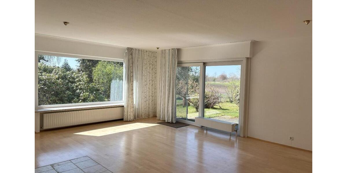 Einfamilienhaus Lilienthal - 5.5 Zimmer, 185 m&sup2;, 1.800&euro; | Angebot:25839070
