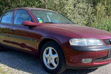 Opel Vectra 72.000 km 2.490 € Bremen 28197