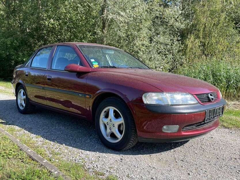 Opel Vectra 72.000 km 2.490 € Bremen 28197