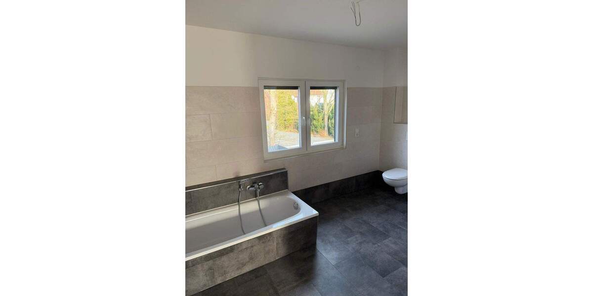 Einfamilienhaus Bremen Kattenturm - 4 Zimmer, 128 m&sup2;, 1.800&euro; | Angebot:25536047