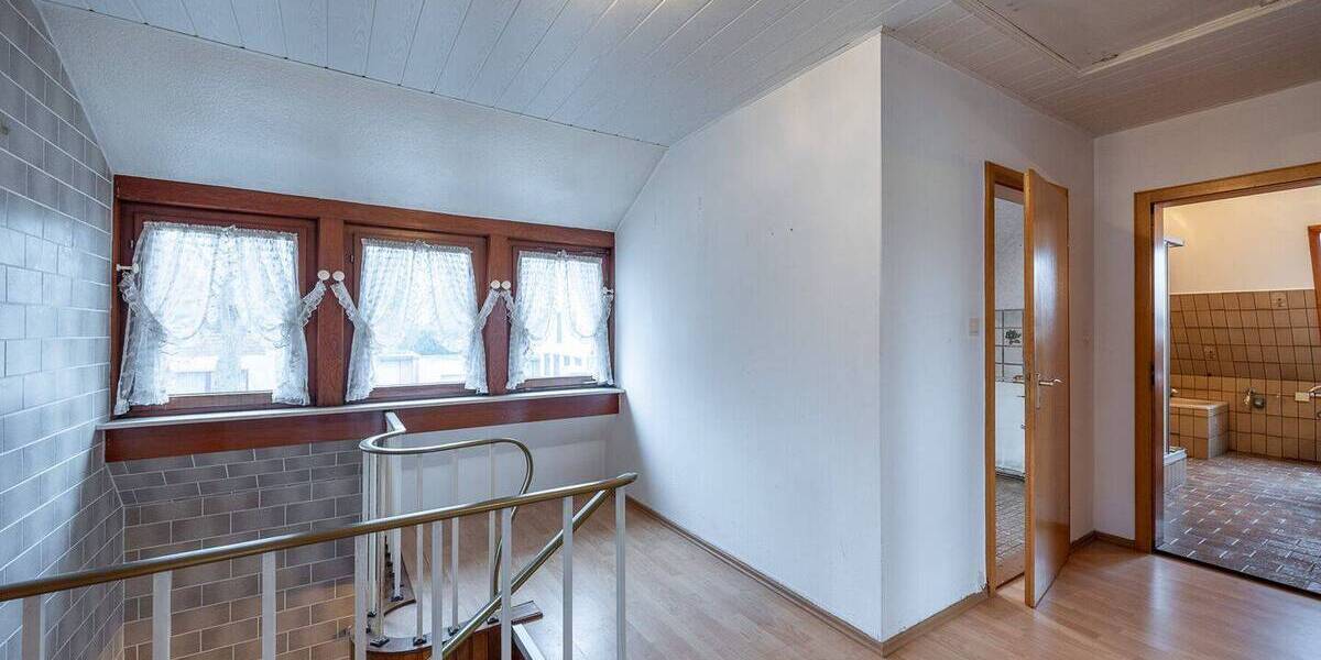 Einfamilienhaus Weyhe / Leeste Kirchweyhe - 7 Zimmer, 176 m&sup2;, 375.000&euro; | Angebot:26498824