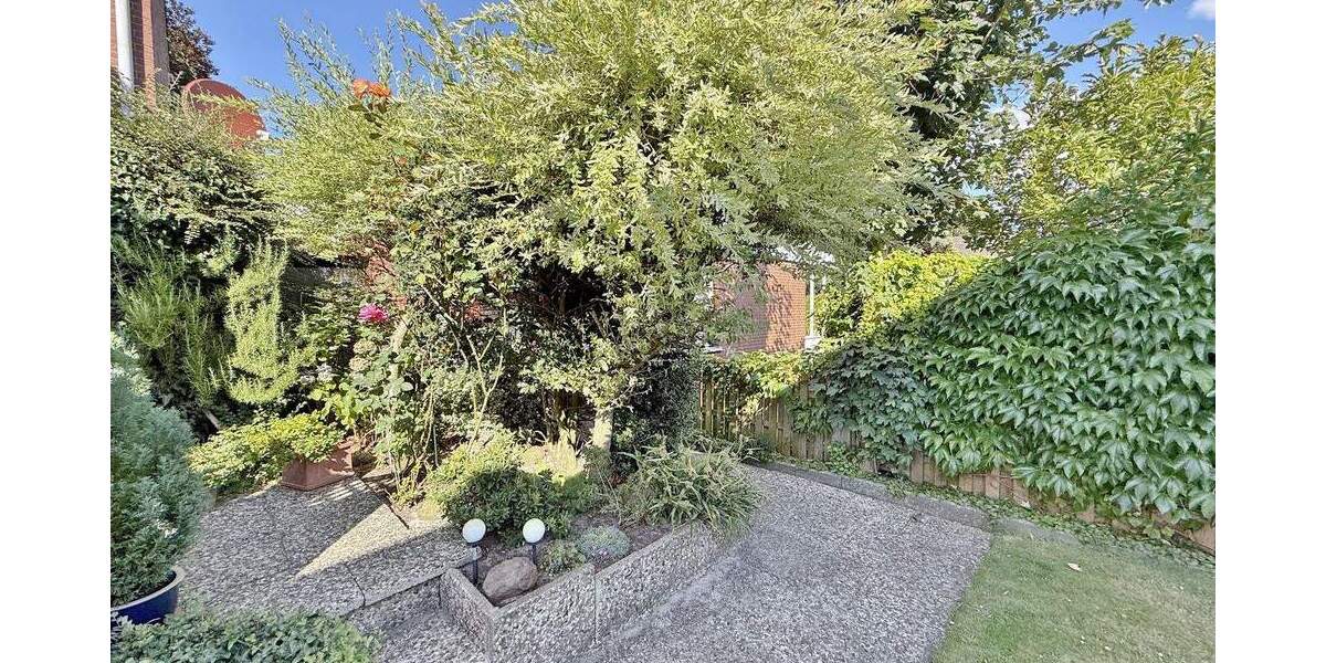 Mehrfamilienhaus, Wohnhaus Delmenhorst Bungerhof - 9 Zimmer, 251 m&sup2;, 479.000&euro; | Angebot:23790170