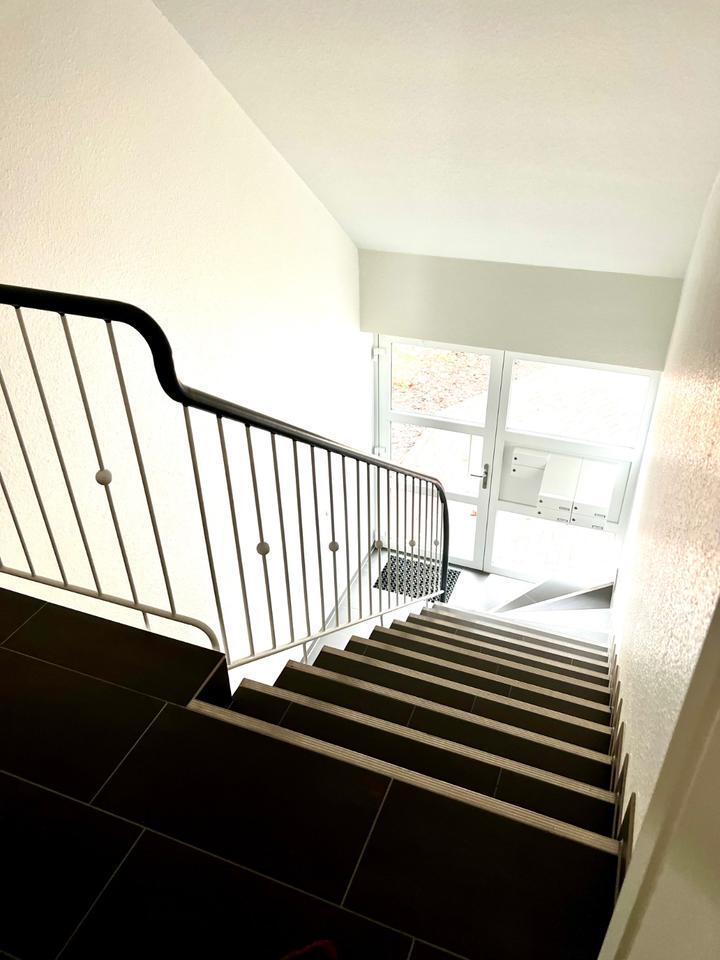 Stilvolle, helle 3,5-Zimmer-Studiowohnung mit EBK & großem Balkon zimmer