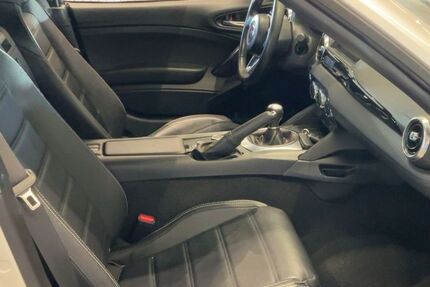 Fiat 124 Spider 22.894 km 17.900 &euro; Bremen-Horn-Lehe 28359