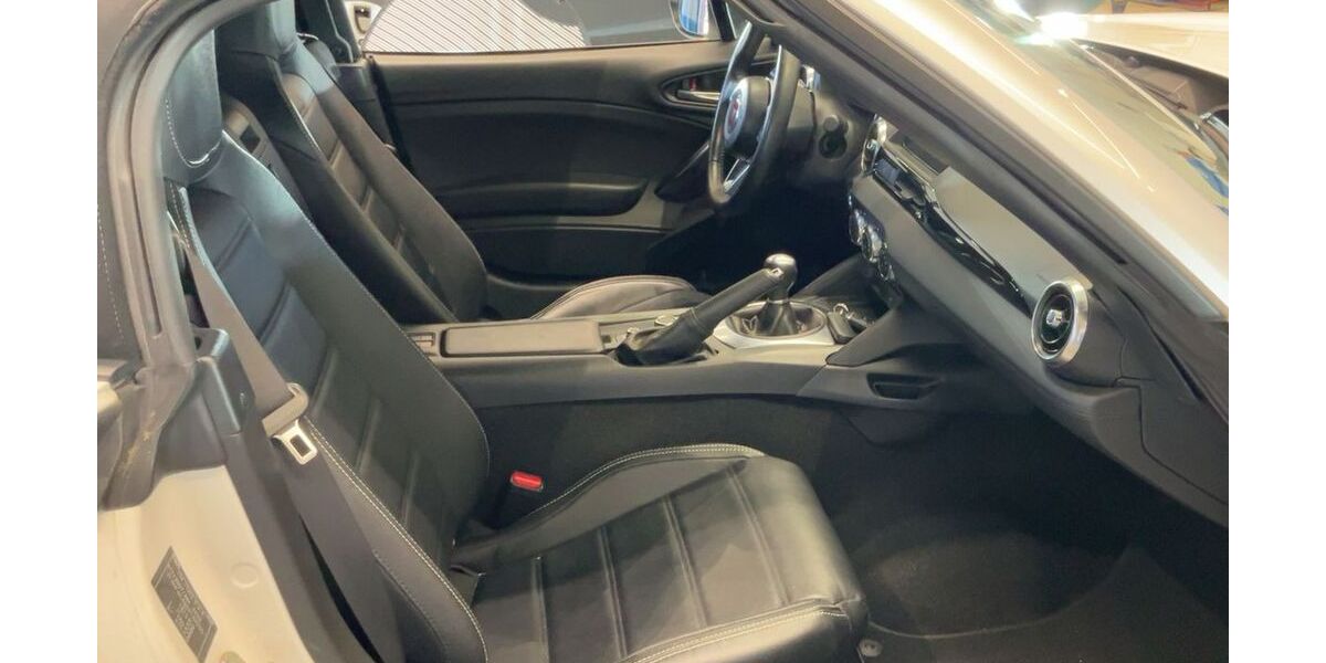 Fiat 124 Spider 22.894 km 17.900 &euro; Bremen-Horn-Lehe 28359