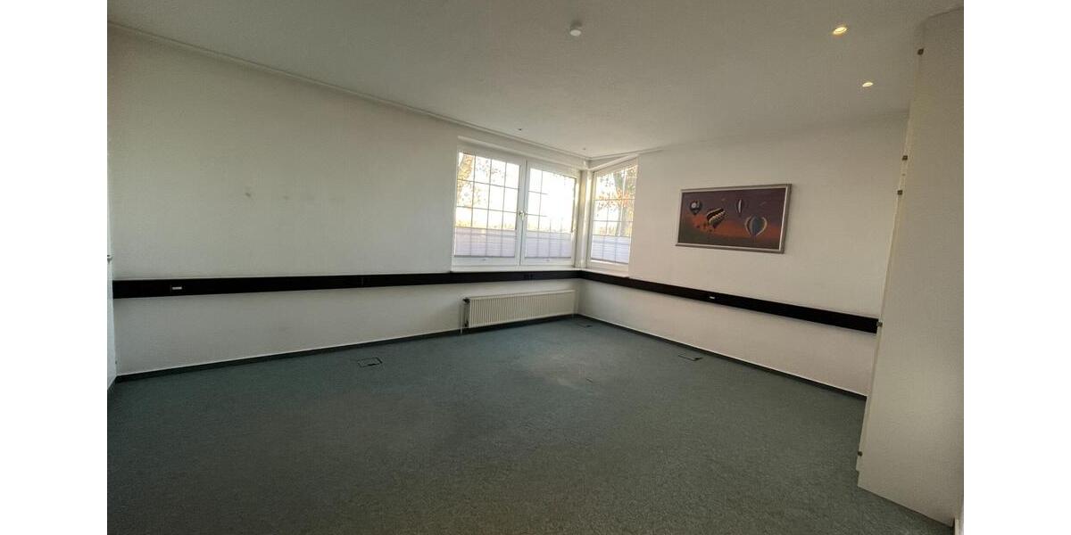 Gewerbeobjekt Stuhr - 2.730&euro; | Angebot:26164288